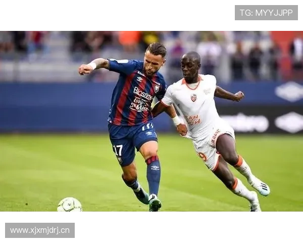 水晶宫足球队队员官网提供专业的球队新闻和深度分析满足球迷关注 水晶宫足球队队员官网提供专业的球队新闻和深度分析满足球迷关注